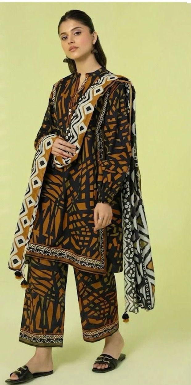 Sapphire Lawn Printed 3Piece D-004
